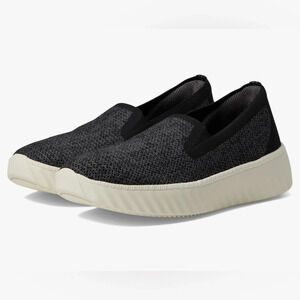Bzees Womens Wednesday Sneakers Slip On Shoes Gray Knit Casual Size 8